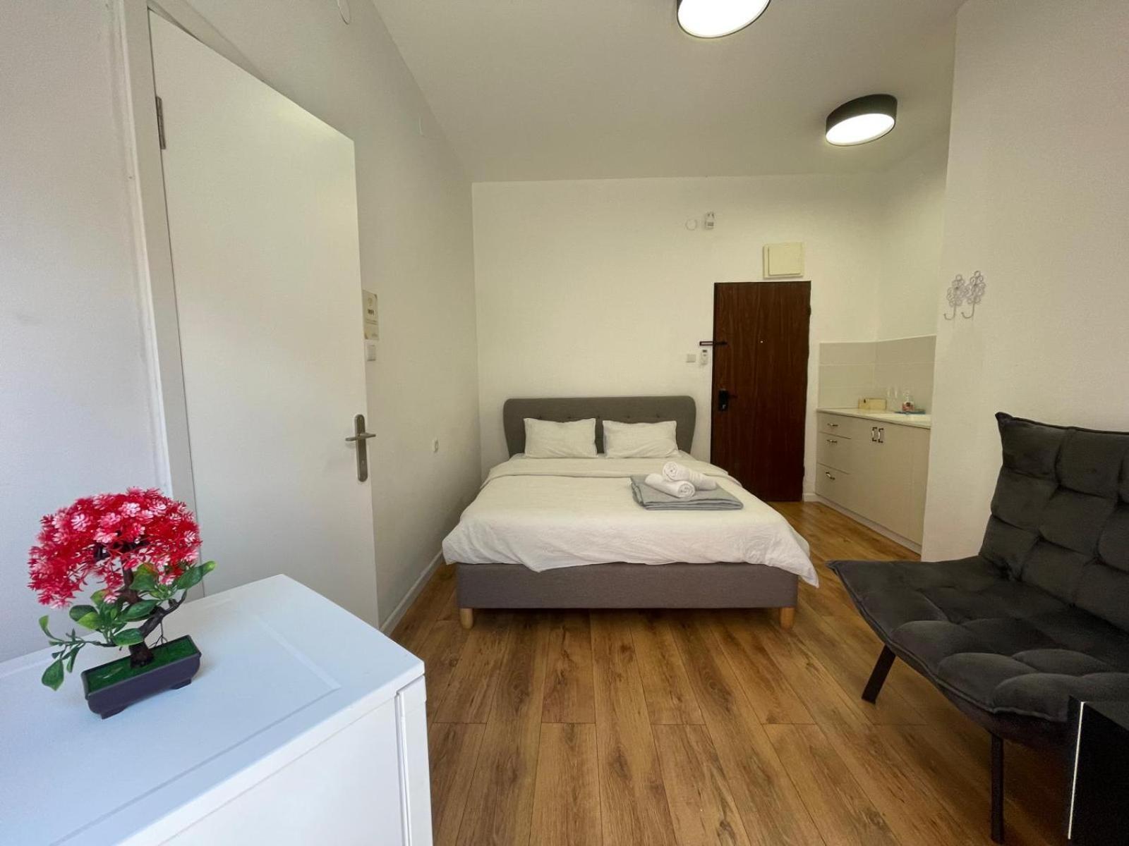 Godson Talpiot Aparthotel Haifa Ngoại thất bức ảnh